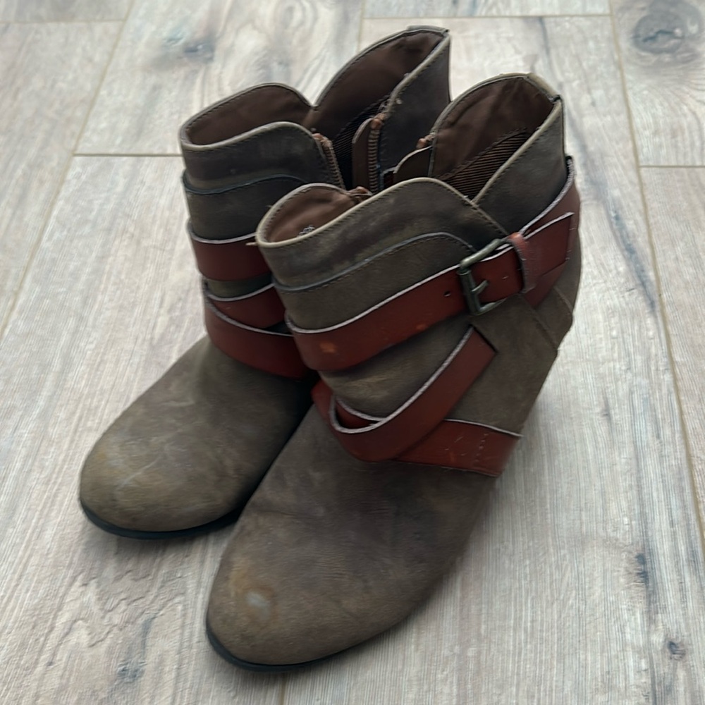 Suede ankle boots